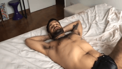 Brasiliano Tatuato Viene Intervistato e Scopato